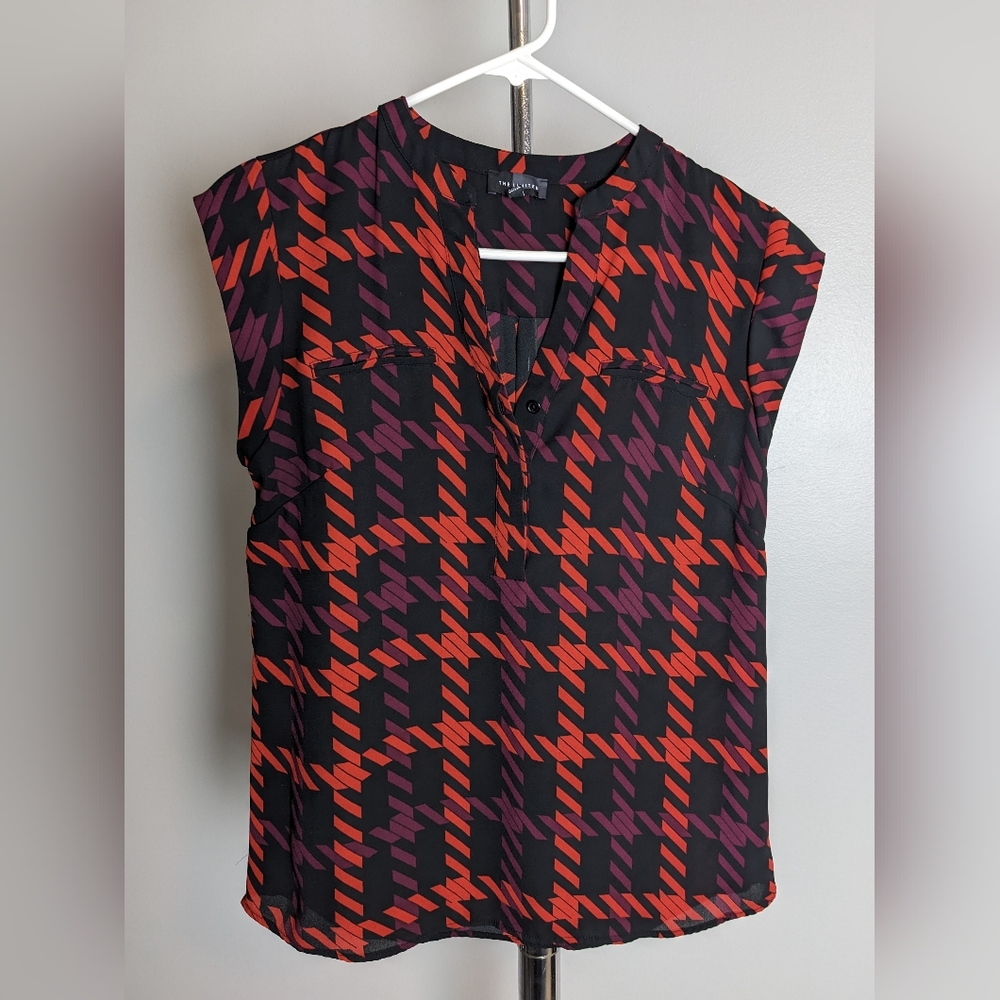 The Limited, Sleeveless v-neck Tank blouse, Red/Black/Burgundy, Size small